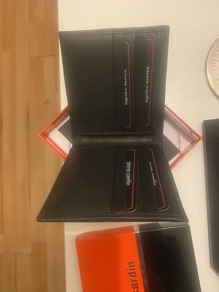 Pierre Cardin Genuine Soft Leather Mens Wallet - Image 4 of 4