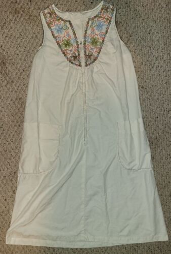 Vintage White Embroidery Floral Kaftan Pockets Smock Dress XS/S/M Retro