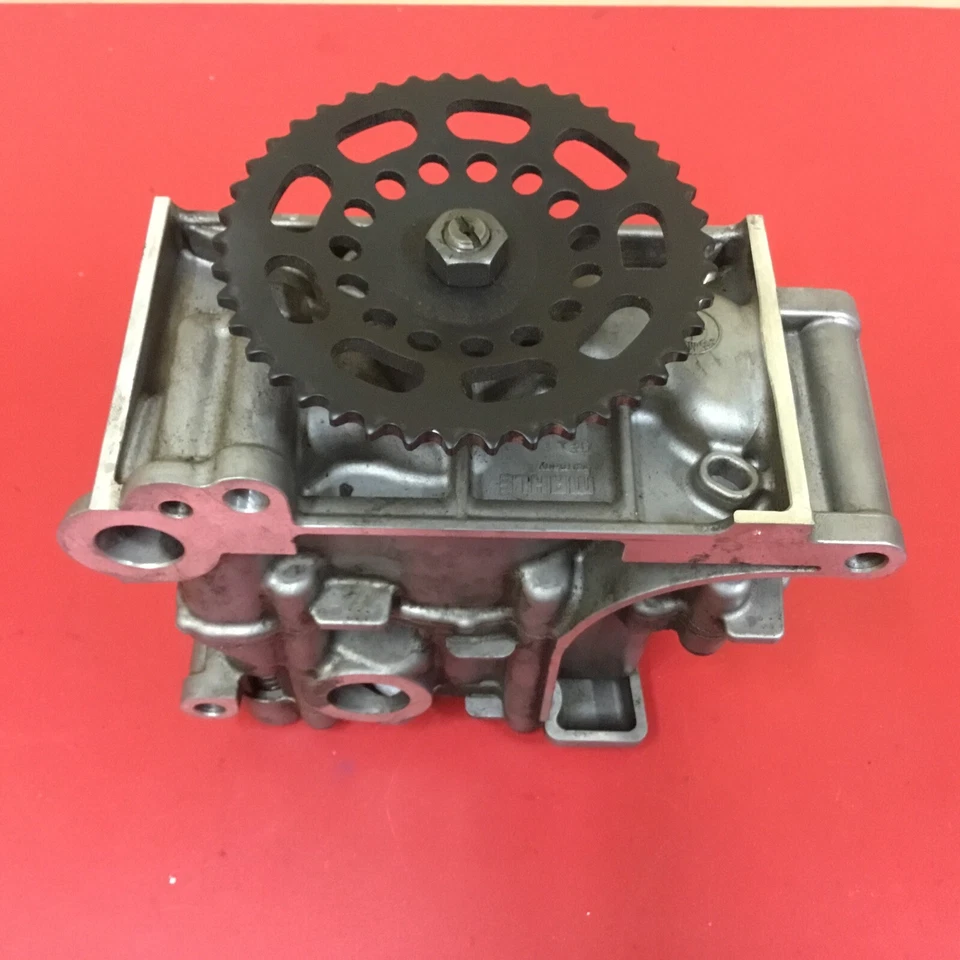 2012-2018OEM BMW F10 F06 F12 F13 M5 M6 Engine S63 Oil Pump Lower - Image 4 of 4