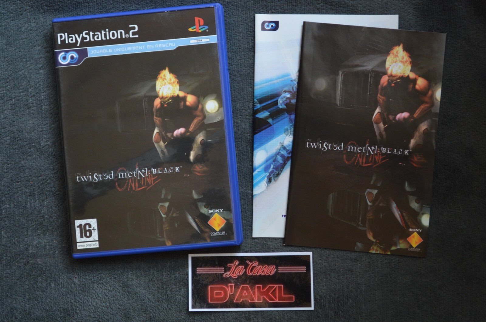 Twisted Metal: Black Online complet sur Playstation 2 - PS2 FR TTBE