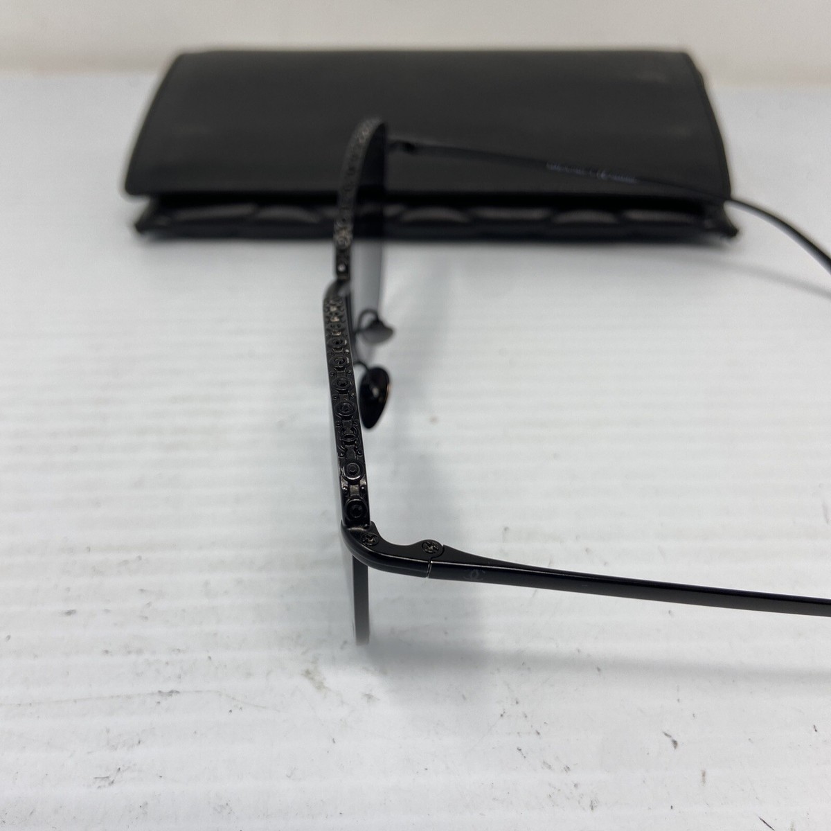 Authentic Chanel 4258-B C395/56 Cat Eye Black Sunglasses Authentic Chanel 4258-B C395/56 Cat Eye Black Sunglasses