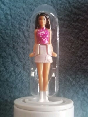 Mini Barbie Land Barbie Minifigur im Lippenstift