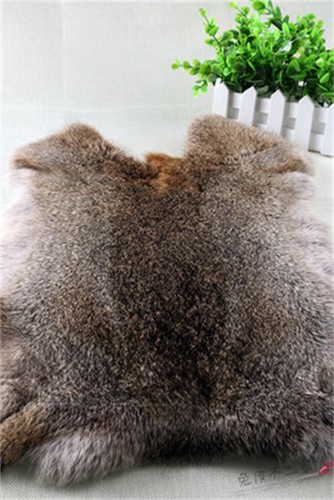 1x Caramel Real Rabbit Fur Pelt 100% Genuine Rabbit Fur Skin For Pet Bag Fashion - Picture 5 of 5