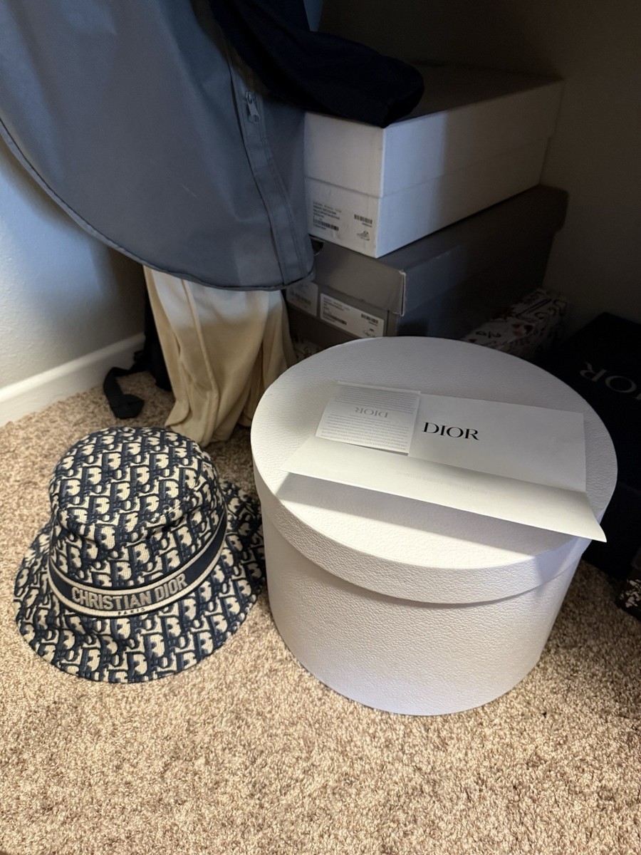 Christian Dior Bucket Hat Oblique Monogram Navy Blue Size 59 US 7