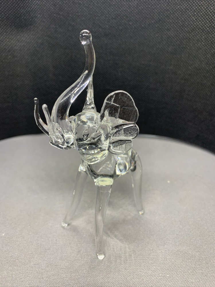 Clear Art Glass Crystal Elephant Figurine 4.5