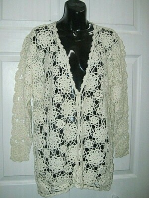 Styles to Go Women's Large Crochet Knit Top Sweater Long Sleeves Buttons Front 