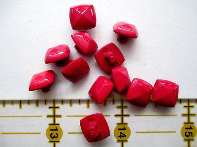 YOUR CHOICE: VTG Button SETS in SHADES of RED color * sz 7/8
