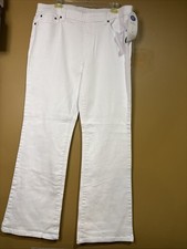 HC561. DG2 by Diane Gilman Classic Stretch Straight-Leg 29 Inseam Jean White