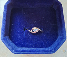 Goldring, Rotgold 585 mit Topas 