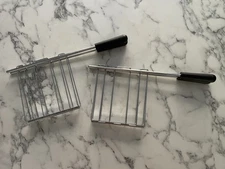 2 DUALIT CLASSIC TOASTER BAGEL TOAST WIDE SLOT GRIP HANDLE BASKETS SANDWICH CAGE