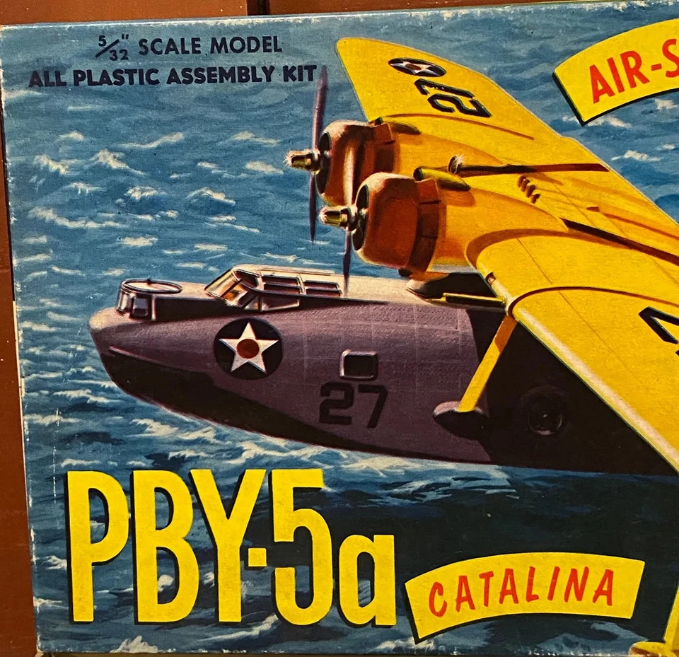 Vintage Aurora 1:32 Scale PBY-5a Catalina Plastic Model Aircraft Kit #374-198 - Image 3 of 4