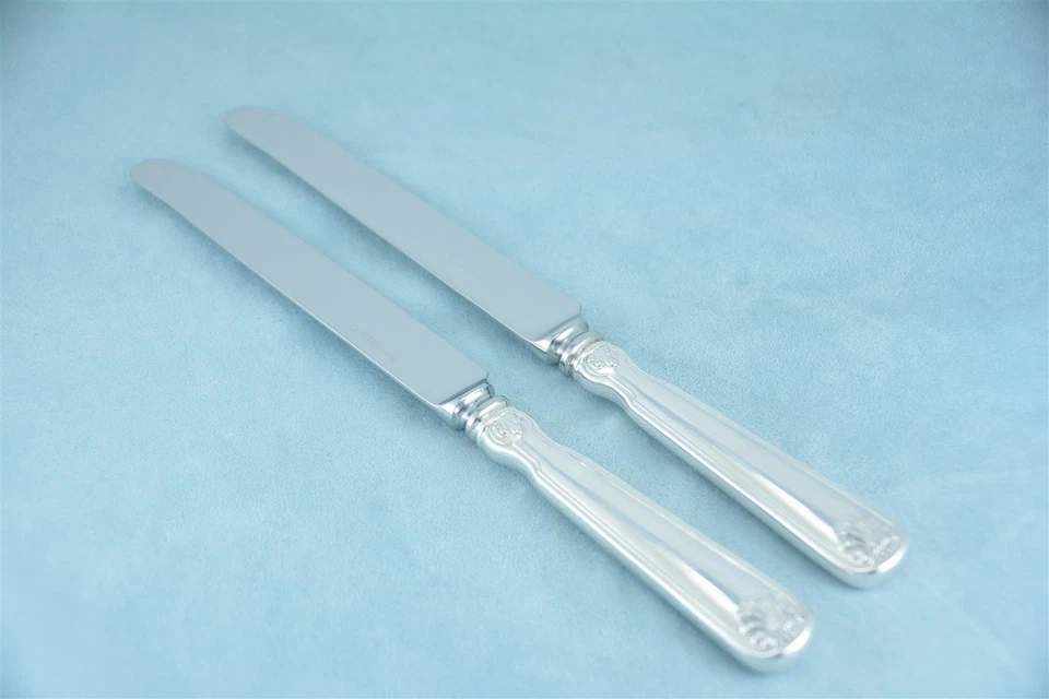 2 Tiffany & Co. Shell & Thread Sterling Silver 9" HH Dinner Knife No Monogram - Image 2 of 4