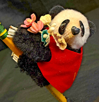 RAD 80s Retro PENCIL HUGGER PANDA BEAR in Red I  You Shirt Flowers