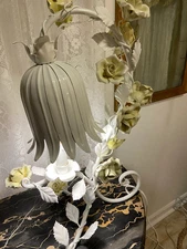VTG Italian Tole  HUGE PORCELAIN ROSES Table Lamp Metal Tulip Shade Handpainted