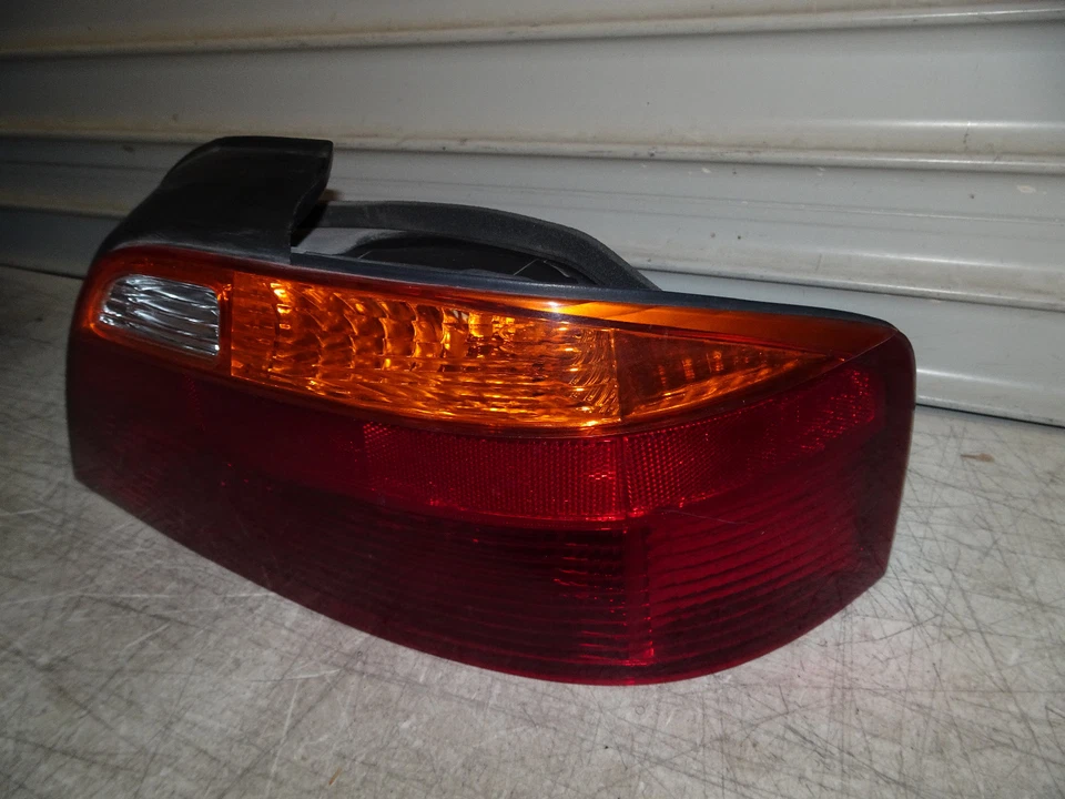Luz trasera pasajero derecho Acura TL 1999-2001 OEM COMPLETA PROBADA DE FÁBRICA Foto 3 de 4