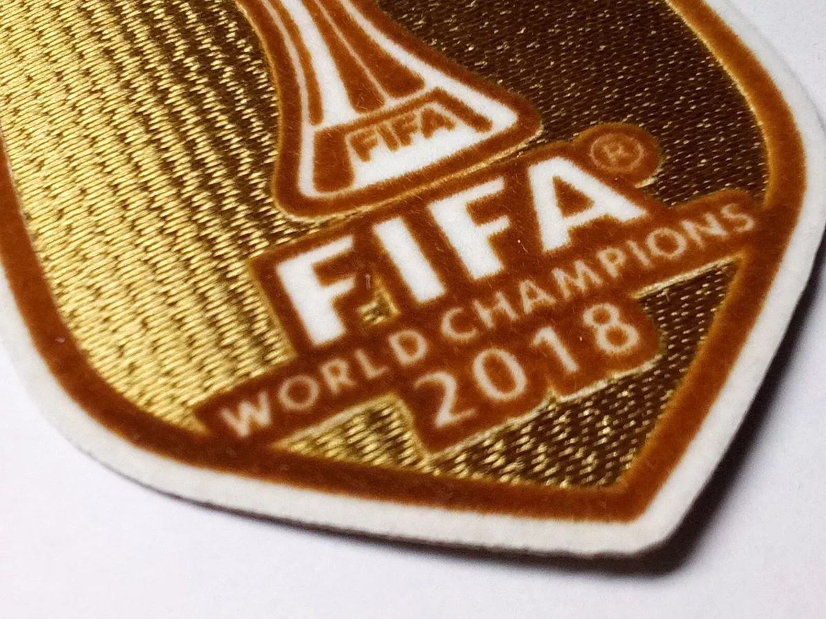 FIFA Club World Cup Champions Patch 2018 (Gold)  World cup champions, Club world  cup, World cup