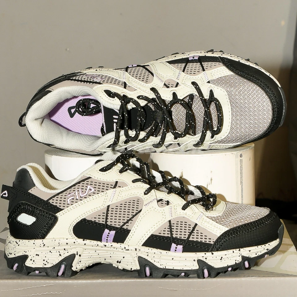 Fila Damas Matronic Trail Zapatos con Cordones Tenis, Tostado/Negro/Lila Foto 3 de 4