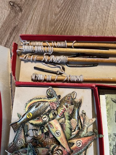 VINTAGE FISHING GAME 1900’s ORIGINAL VIKING TOYS MADE IN MANCHESTER - Picture 14 of 19