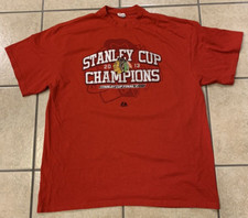 Men's XL Chicago Blackhawks Stanley Cup Champions 2013 NHL Short Sleeve T-Shirt