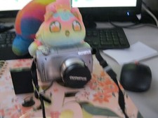 Olympus CAMEDIA C-765 Ultra Zoom 4.0MP Digital Camera - Silver