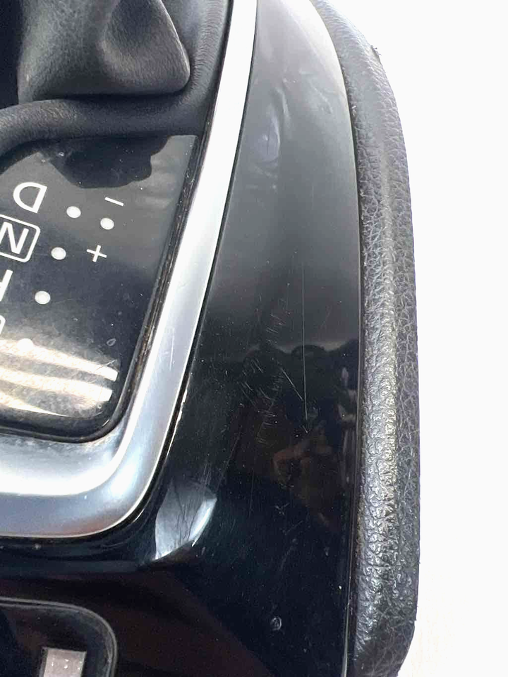 2017 Nissan Rogue Sport Gear Shifting Plastic Trim Light Scratches