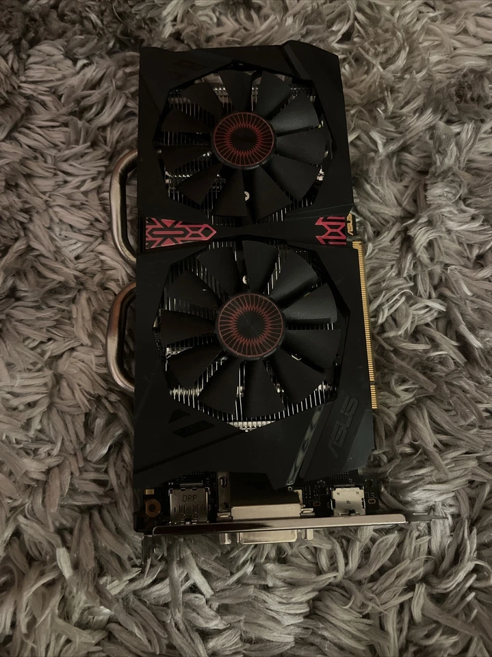 FOR PARTS ASUS STRIX - NVIDIA GeForce GTX 950, 2GB, HDMI, DIsplayPort - Image 2 of 3