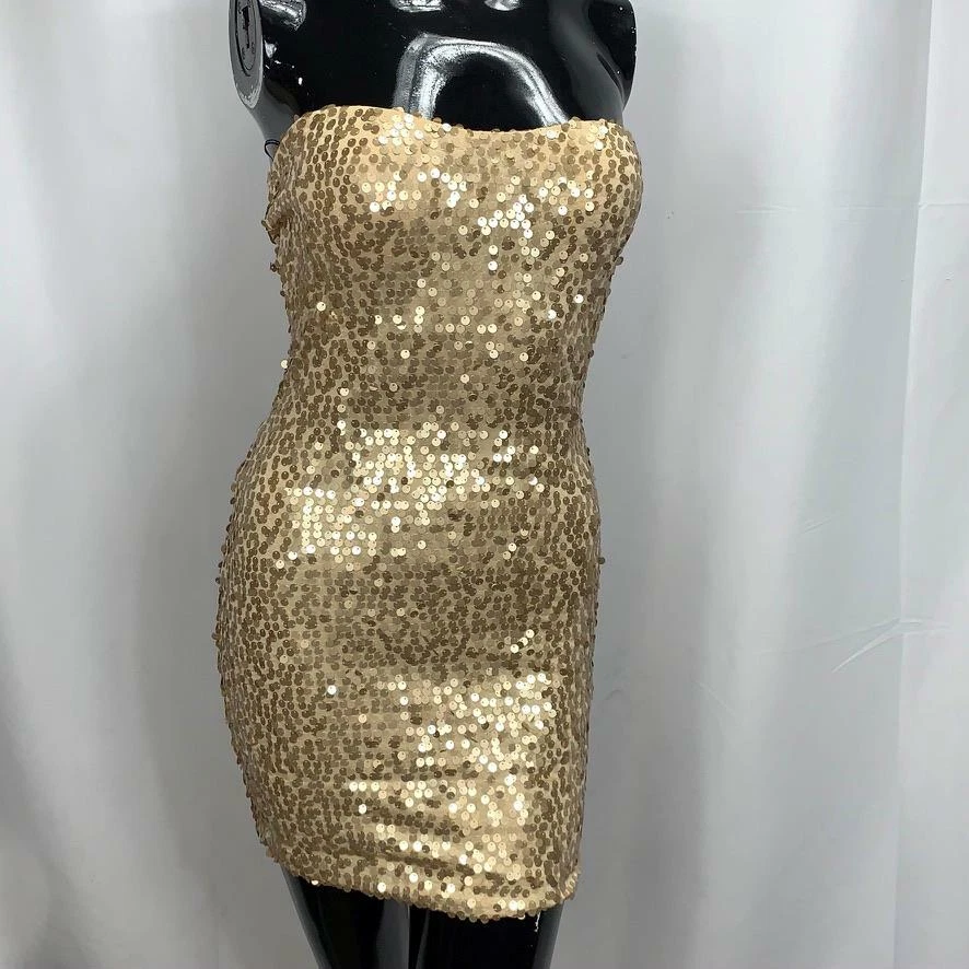 Gold strapless hotsell dress short