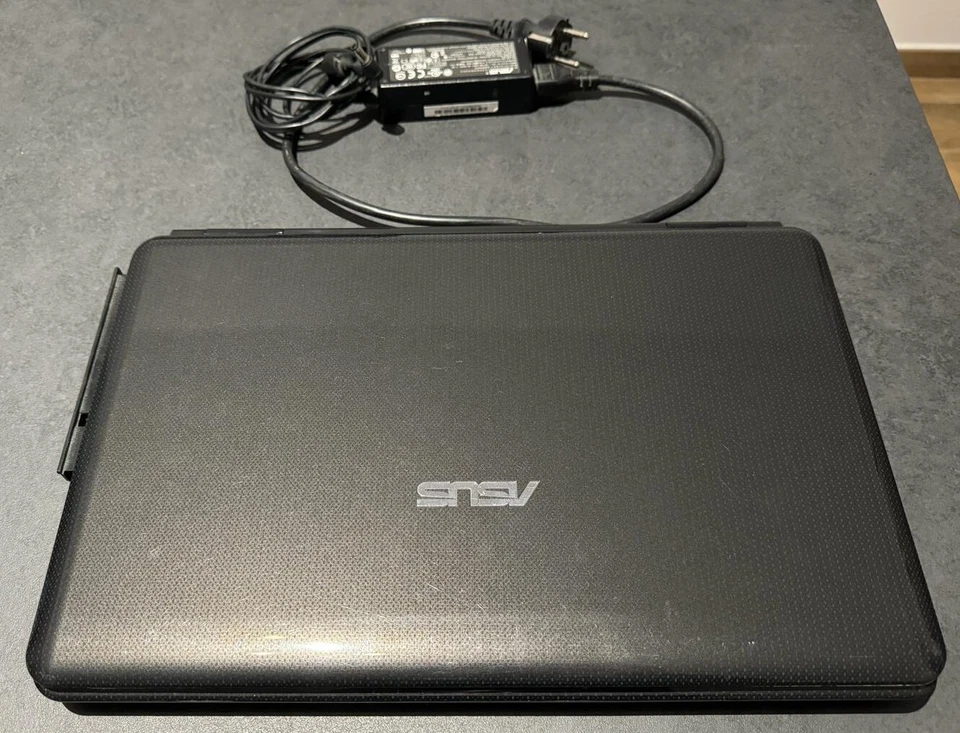 Notebook Asus X5DIP - Intel T4400 2,2GHz - Ram 4GB - HDD 250GB - Immagine 2 di 4
