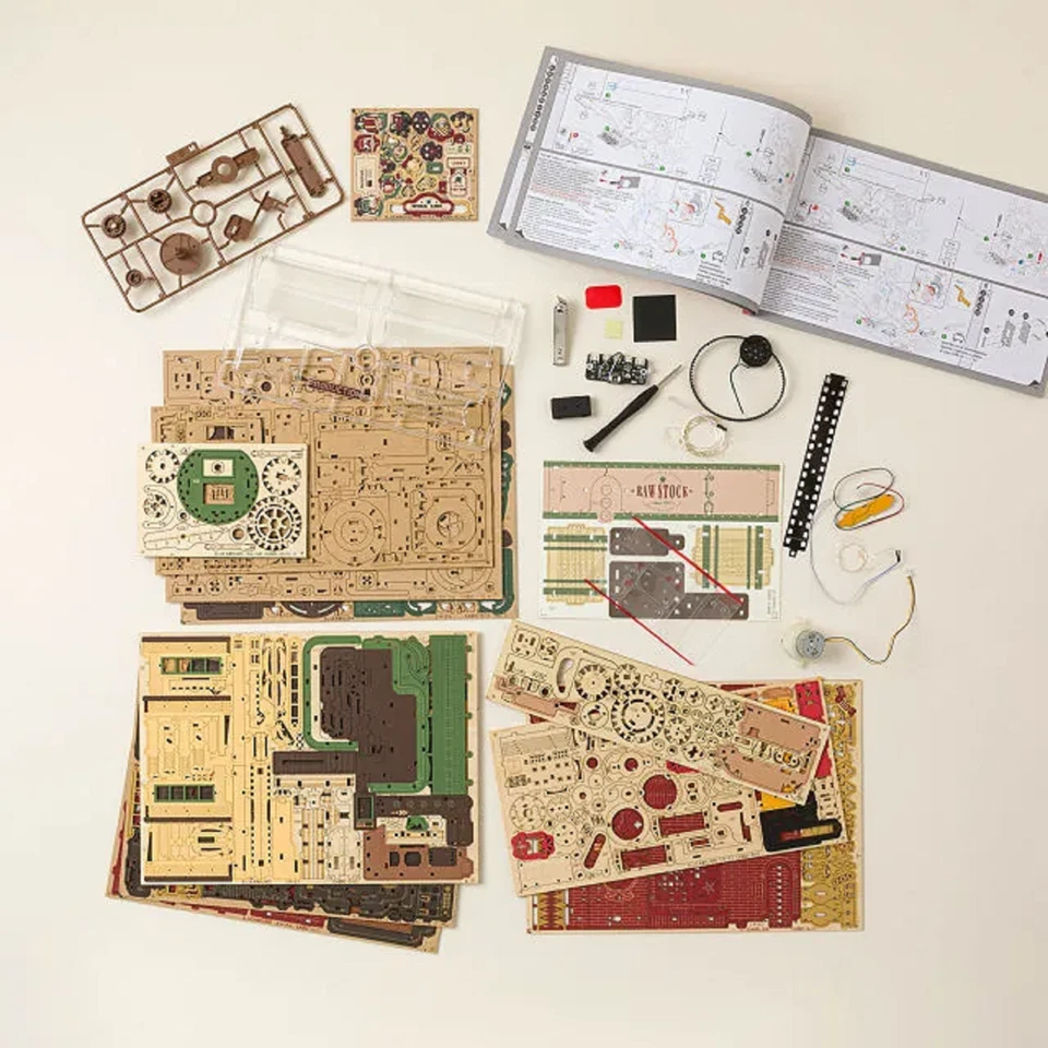 ROKR Christmas Dream Gift Factory Wooden Music Box. New 100% - Image 4 of 4