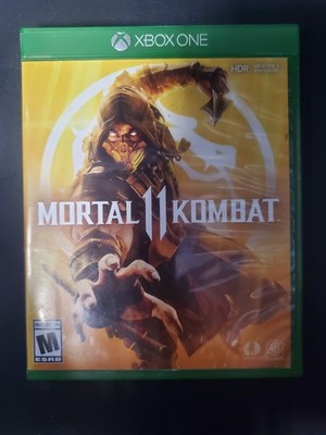 Mortal Kombat 11 - Xbox One With Case /LIGHT SCRATCHES