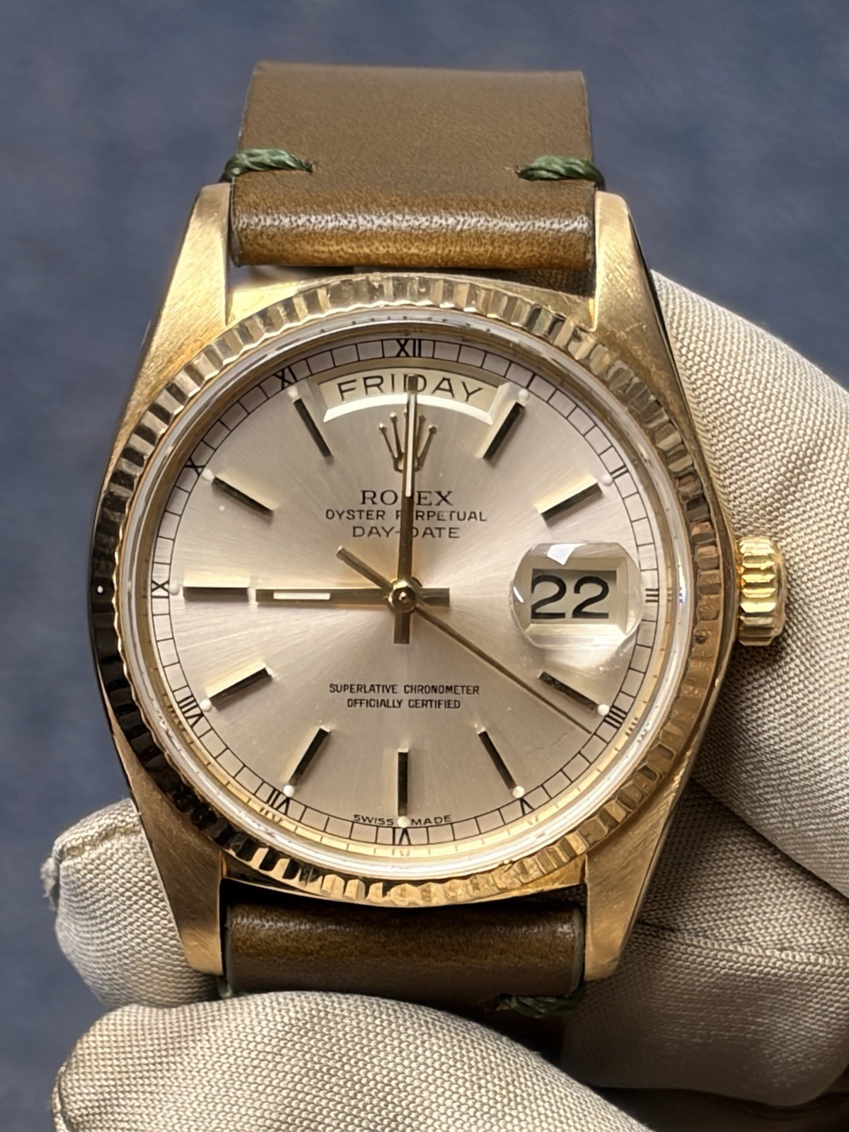 Rolex Day-Date President Ref 18038 Pale Champagne Dial 18k Gold 36mm Watch