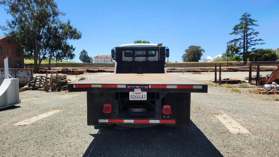 FLAT BED TRUCK 2014 INTERNATIONAL   (Read description) - Image 4 of 4