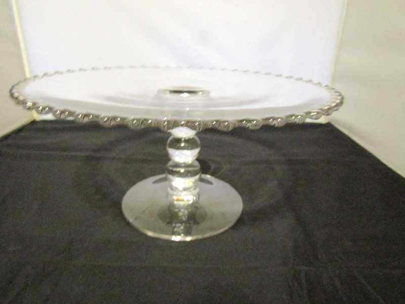 Vintage Elegant Imperial Clear Glass "Candlewick" Round Cake Stand 11" x 5 1/4"
