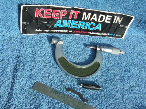 THREAD MICROMETER 2-3"  MITUTOYO 126-139a NOS  OVER $700 WHEN NEW MACHINIST
