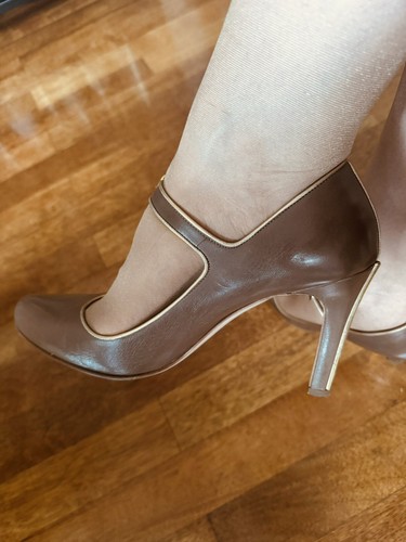 Miu Miu Pumps Nougat mit Gold abgesetzt Größe 41 - Bild 18 von 18