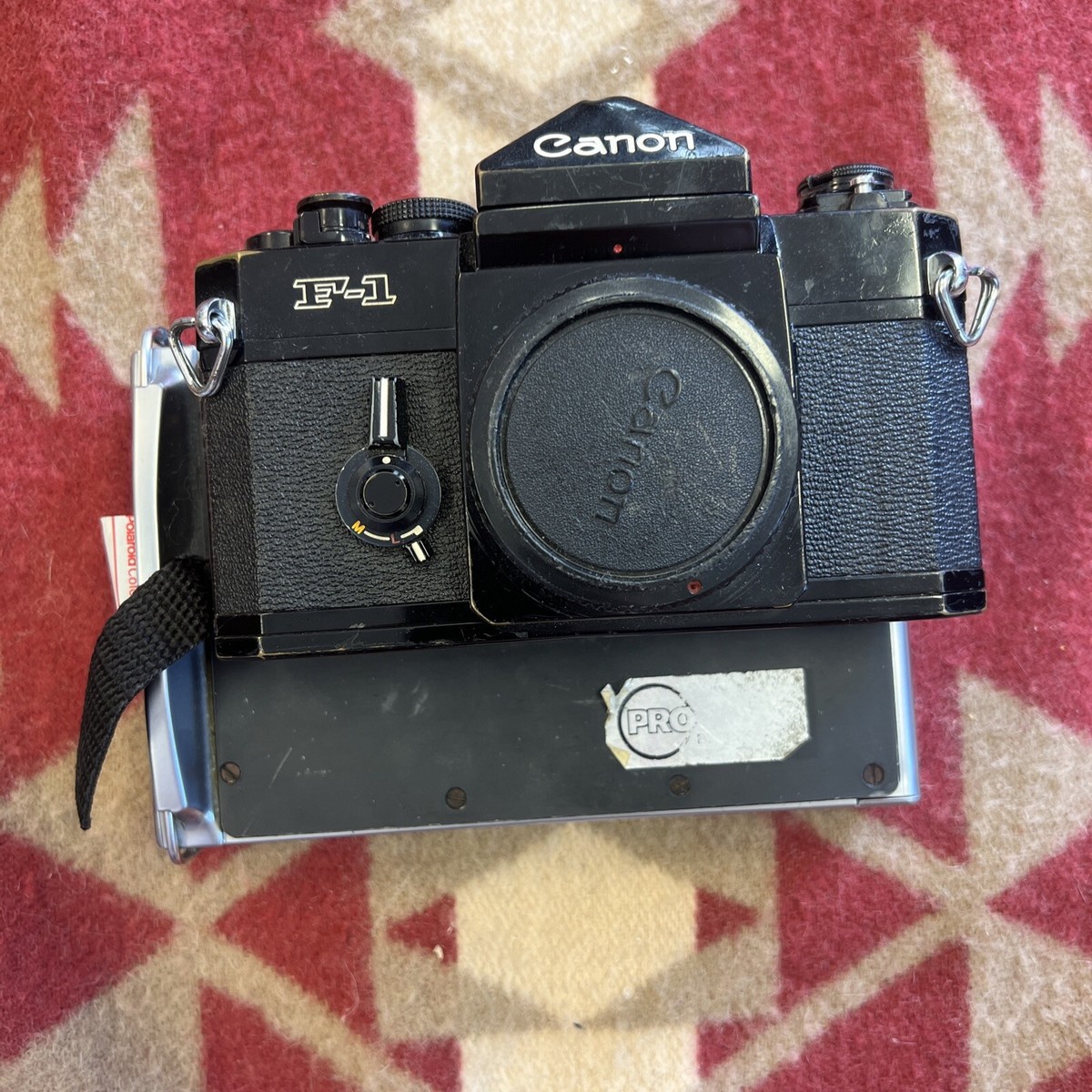 Canon F-1 F1 35mm SLR Film Camera Black FD 28mm f/2.8 SC