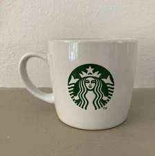 Starbucks Green Logo White Ceramic Tea / Coffee Mug 7.8 Fluid Ounces