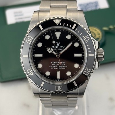 Rolex Submariner No Date Steel Luxury Watch 124060 41mm Black Dial Books Hangtag