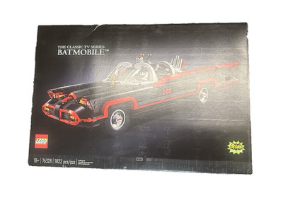 LEGO Batman Classic TV Series Batmobile 76328 Super Heroes 1822 Pc