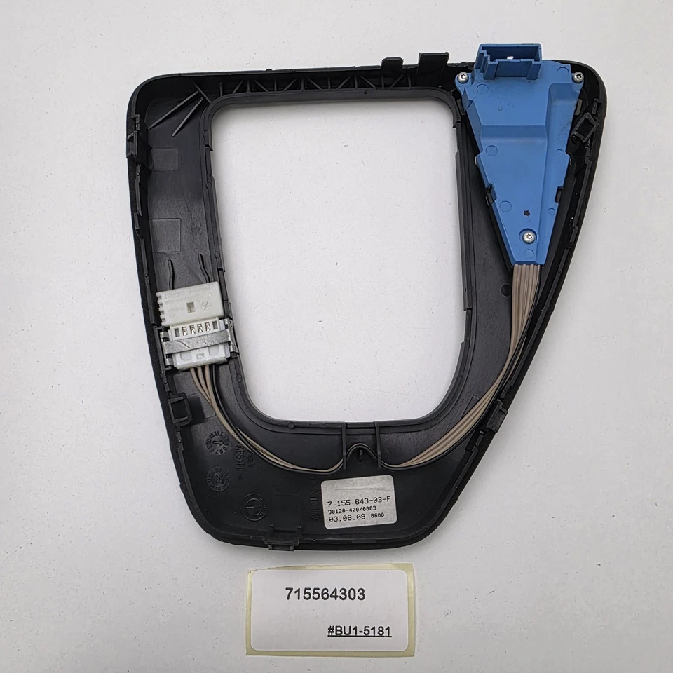 2007-2013 BMW 335i AUTOMATIC TRANSMISSION GEAR SELECTOR BOOT TRIM 715564303 - Image 2 of 4