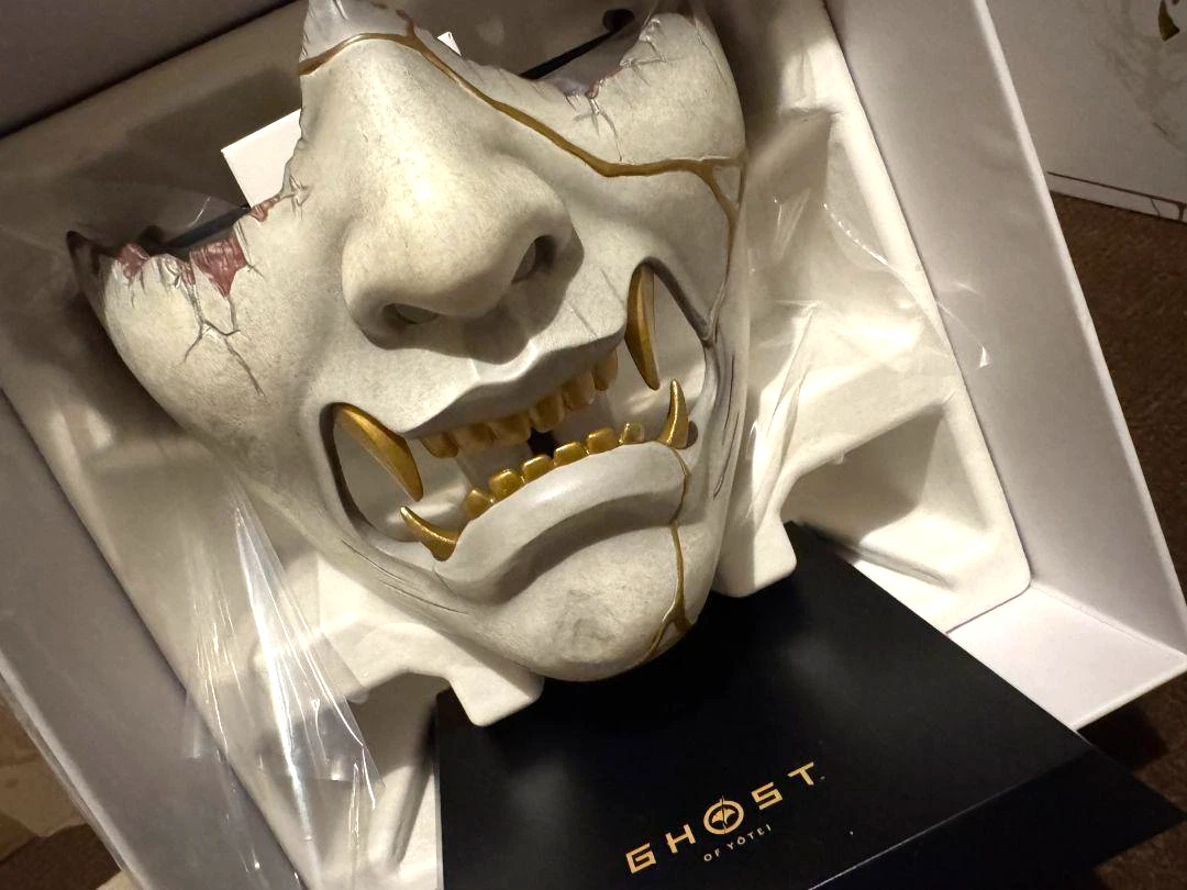 GHOST OF YOTEI COLLECTOR'S EDITION MASK STAND & BOX ONLY PS5