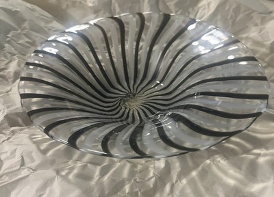 Faux Dino Martins Art Glass MCM Mezza Filigrana Blanco Nero Oval Freeform Bowl
