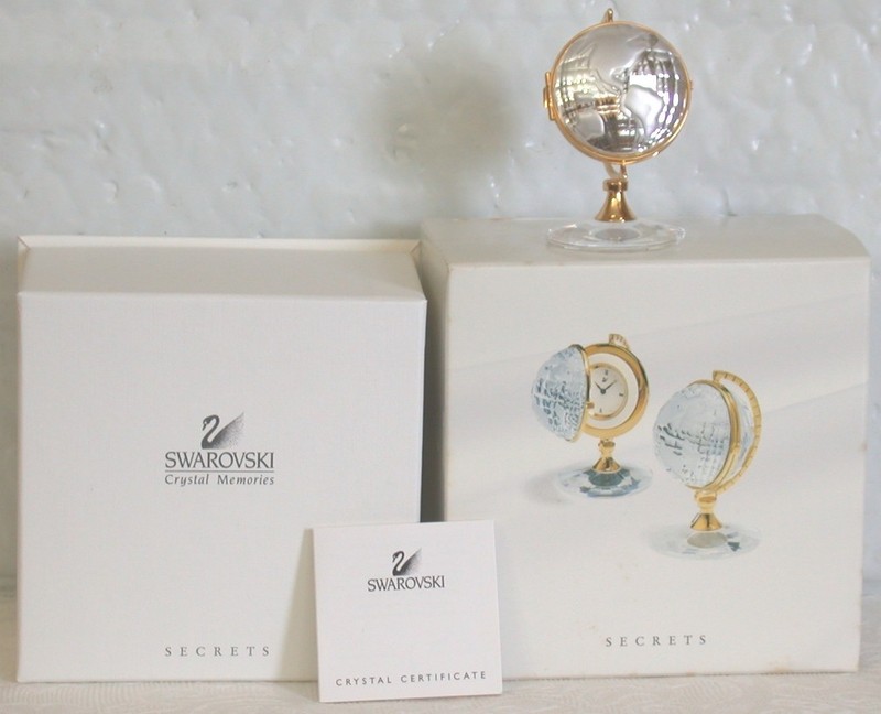 Swarovski 1997 Crystal Memories Secrets Globe Clock Retired MIB #210826