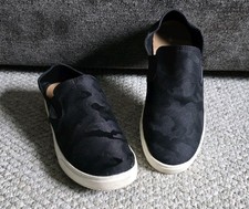 Olukai Pehuea Pa'i Women's Size 10 EU 40 Black Camo Slip On Sneakers