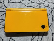 Nintendo DSi LL/XL Japanese Edition - Yellow