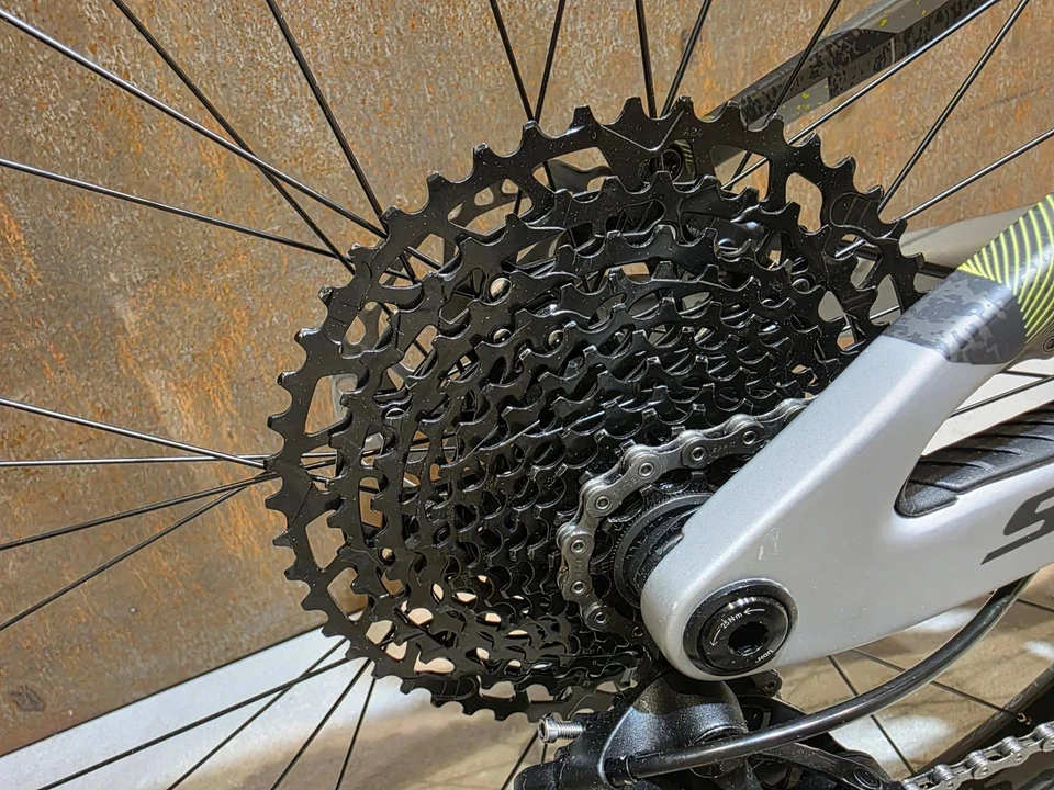 SCOTT SPARK RC COMP / ICEY GREY / PROGRESSIVE GREY / M - Bild 2 von 4