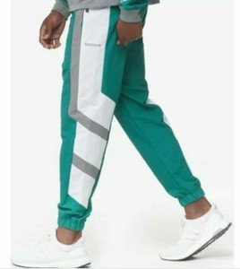 buzo adidas verde hombre