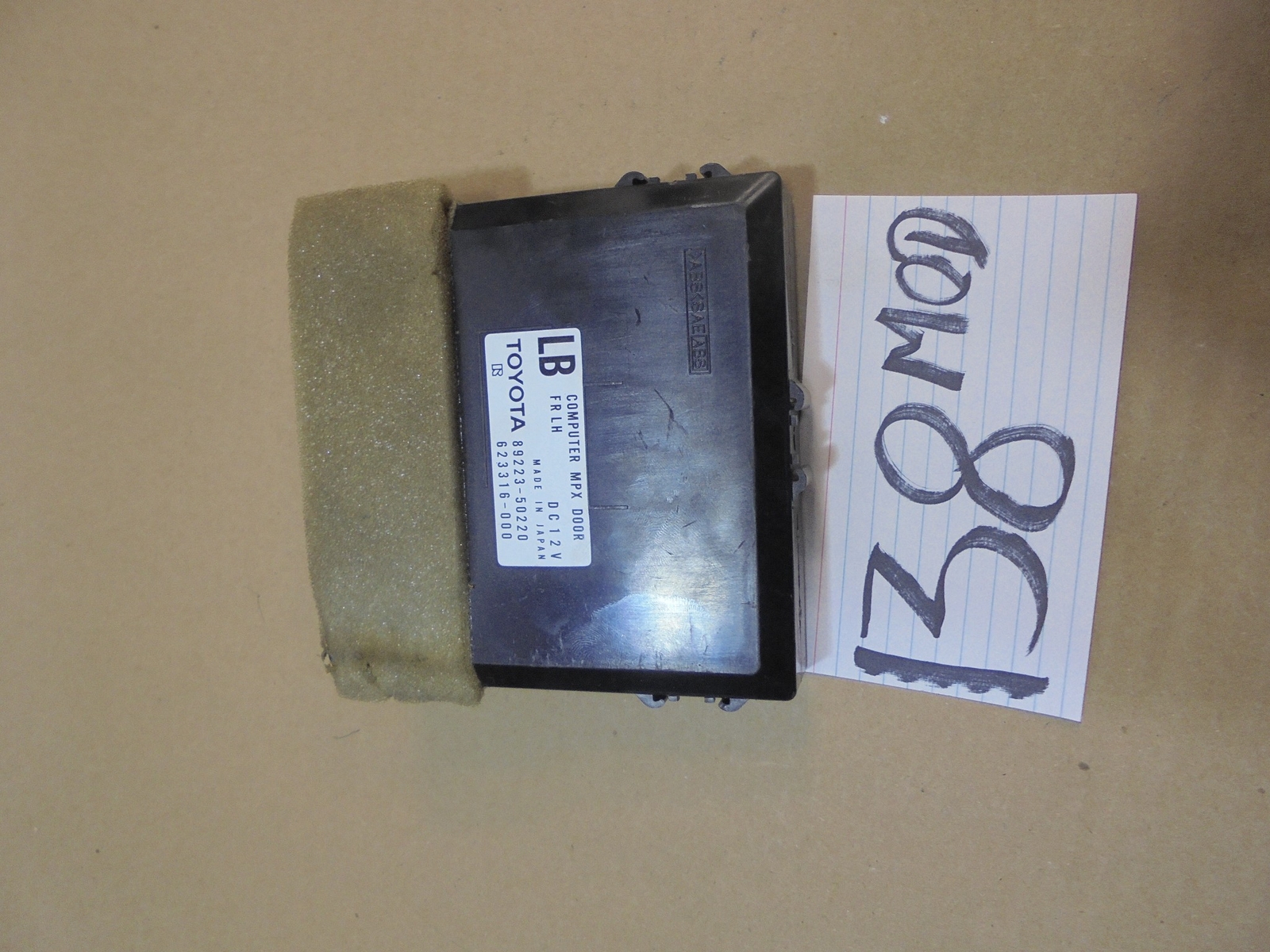 03 04 05 Lexus LS 400 89223-50220 Front Driver Door Multiplex Network #138MOD