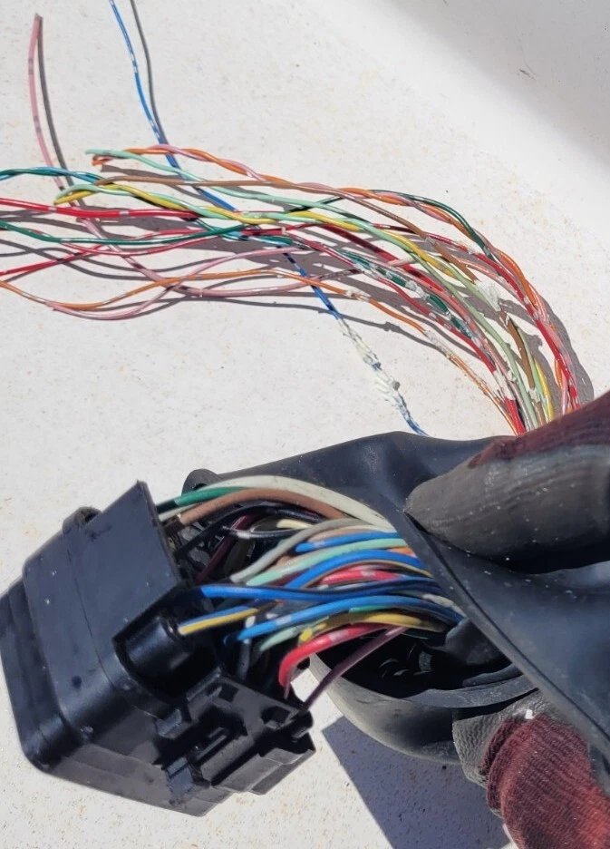 Infiniti G37S 2010 convertible VQ37VHR MOTOR CABLEADO CONECTOR ENCHUFE COLETA Foto 2 de 4