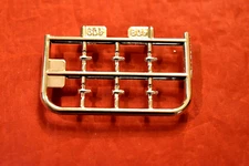 Moebius Models 67-72 Ford Pickup Cab Roof Lights 1/25